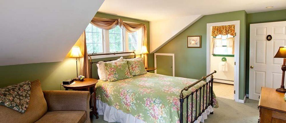 Candleberry On Cape Cod Bed & Breakfast 4*