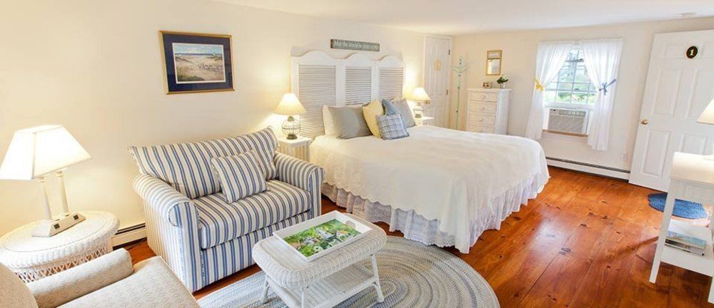 Candleberry On Cape Cod 4*