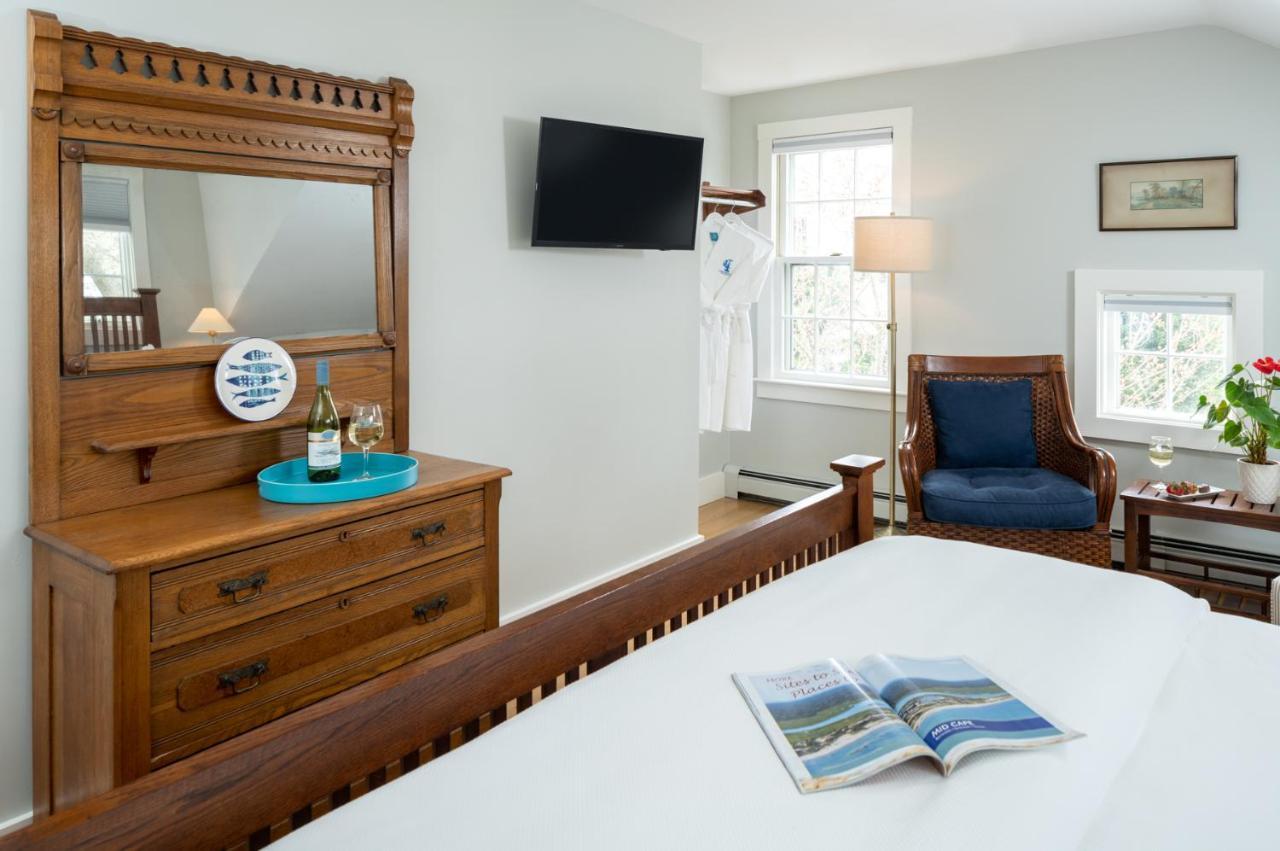 Candleberry On Cape Cod 4*